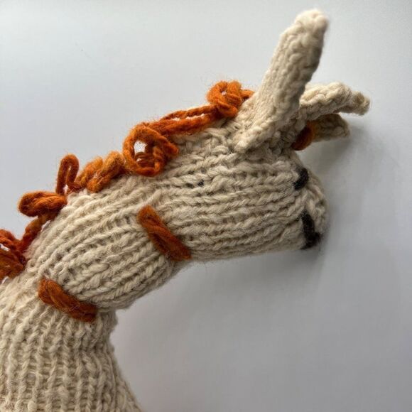 NWT Home spun Giraffe Wool Hand Knitted Rural Women in Kenya Collectors - Picture 2 of 13